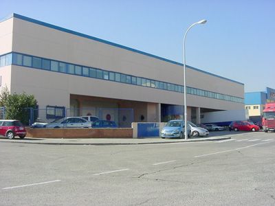 Nave alquilada por Glotra asesorado por BNP