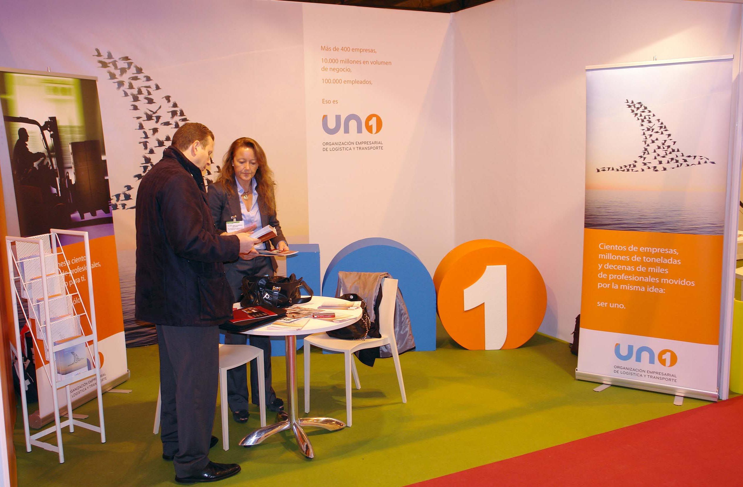 UNO se presenta en la feria Logistics