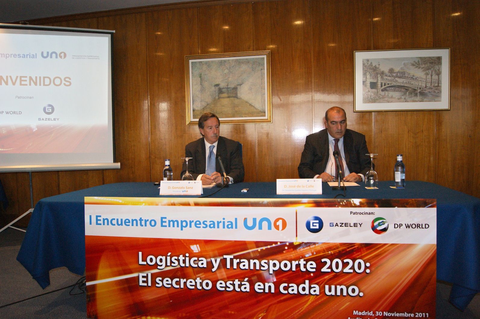 Gonzalo Sanz y José de la Calle durante la presentación del I Encuentro Empresarial organizado por UNO