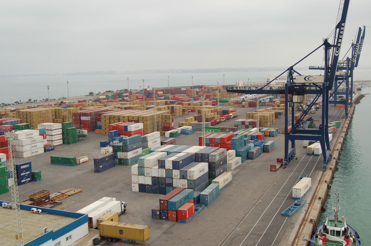 Terminal de contenedores del puerto de Cádiz.