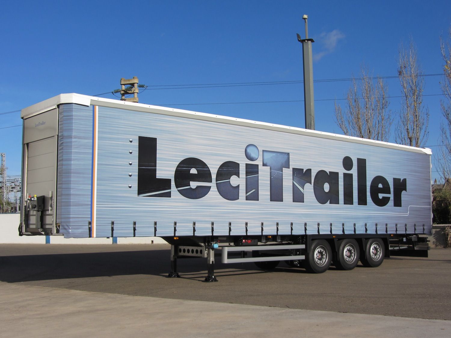 Nueva plataforma aligerada de Lecitrailer, de tan solo 5.860 kg Nueva plataforma aligerada de Lecitrailer, de tan solo 5.860 kg