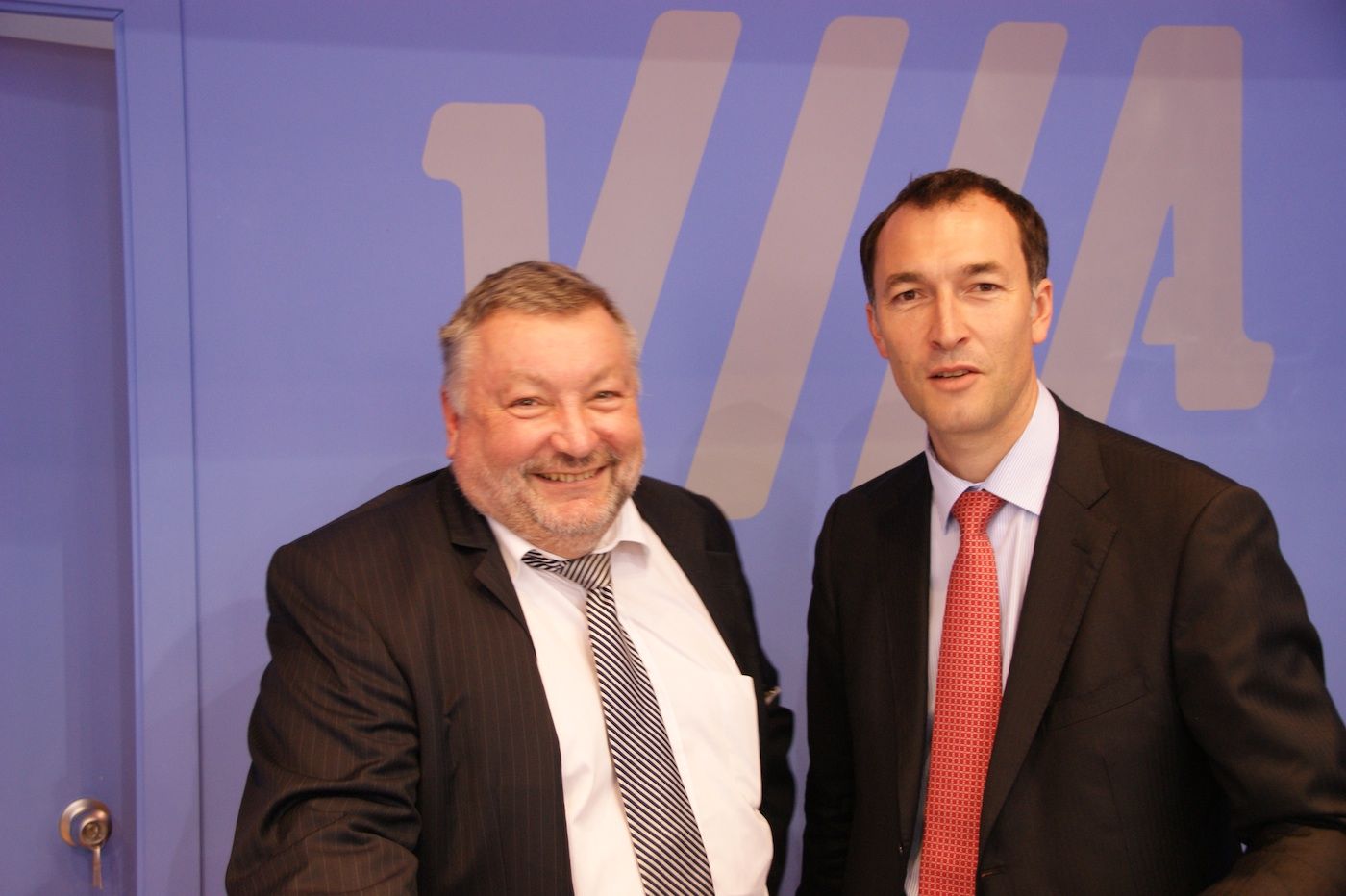 VIIA Thierry Le Guilloux, Director General de Lorry Rail (izda.) con Daniel Lebretón director comercial de Lorry Rail