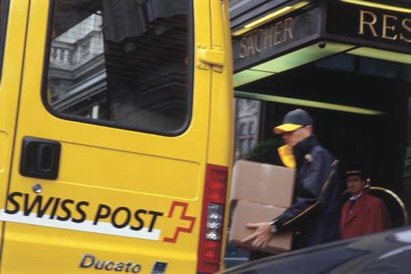 Swiss Post y La poste desarrollan una nueva empresa especializada en el correo internacional