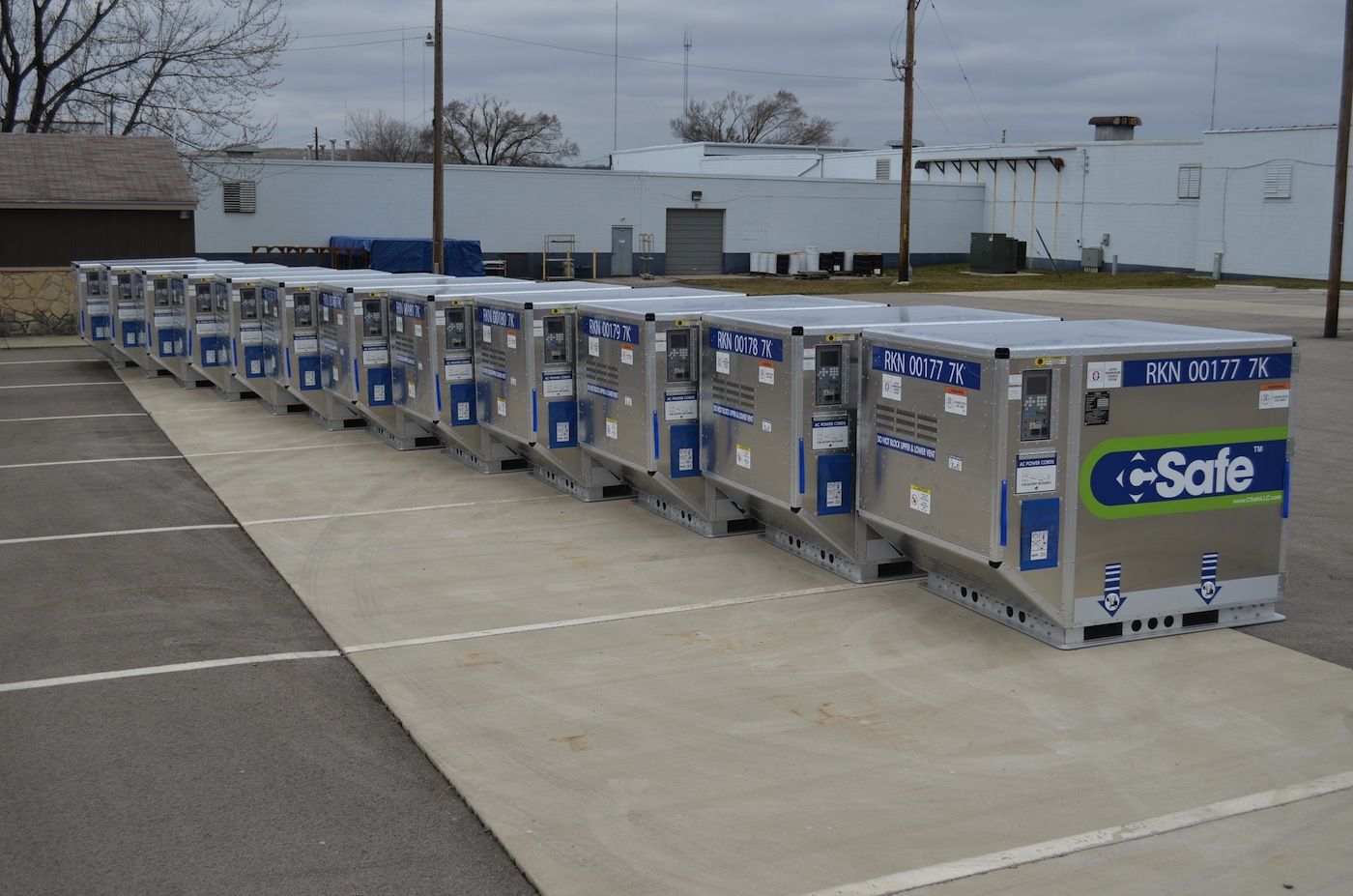 Contenedores para transporte aéreo a temperatura controlada de CSafe.