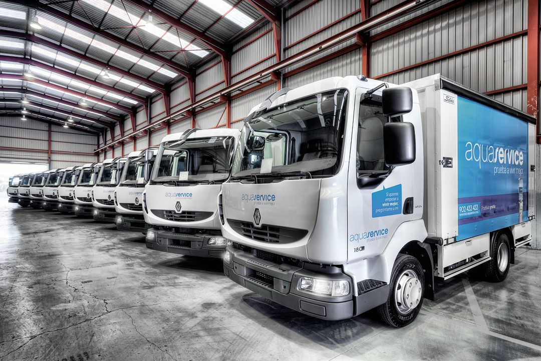 Renault Trucks amplía la flota de AquaService 