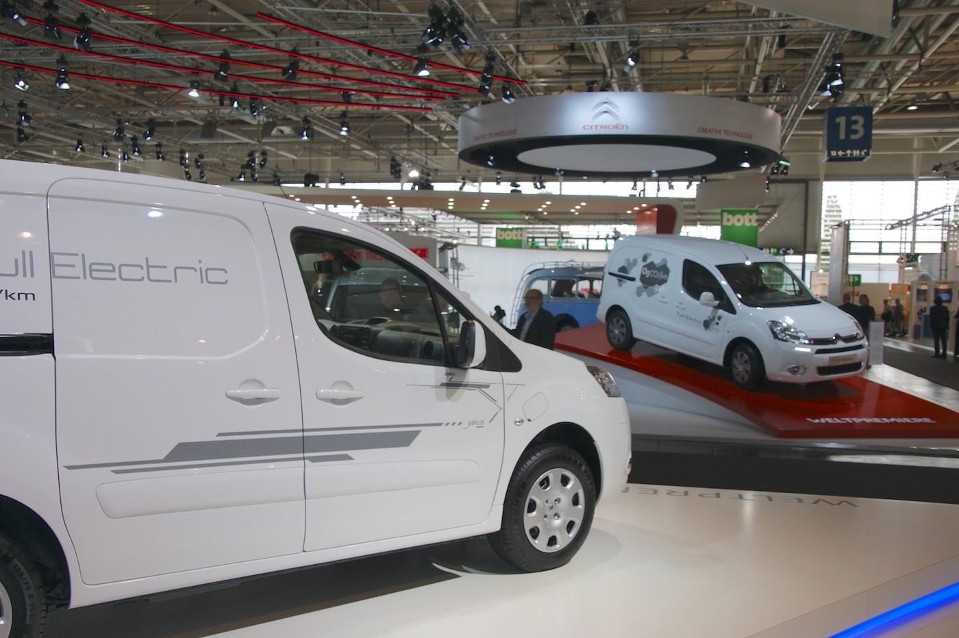 Citroën Berlingo y Peugeot Partner eléctricas.