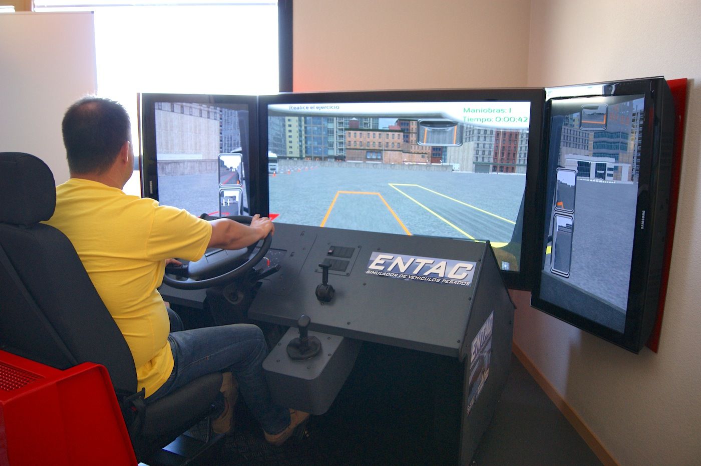 Simulador de conducción en las instalaciones de CETM Ceftral en Azuqueca de Henares