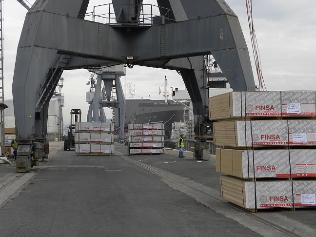 El puerto de Vilagarcia cerrara el ejercicio en positivo El puerto de Vilagarcia cerrara el ejercicio en positivo