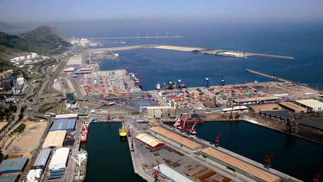 El puerto de Bilbao adjudica la ampliacion de punta Sollana