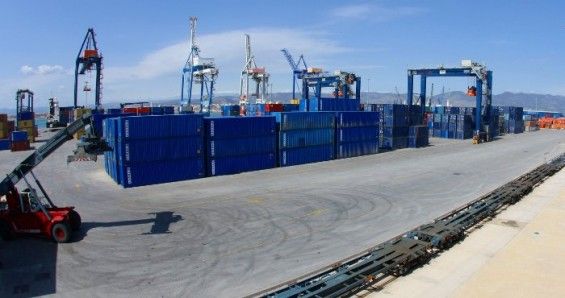 El puerto de Castellon bate record de contenedores en 2012
