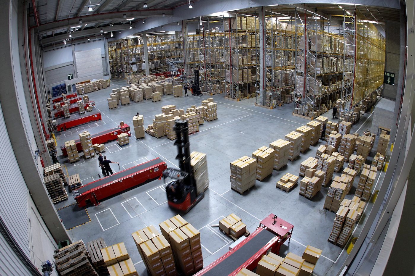 "En cuanto a la relación con el operador logístico, prefiero contratos anuales que se puedan renovar y no haya que tocarlos".