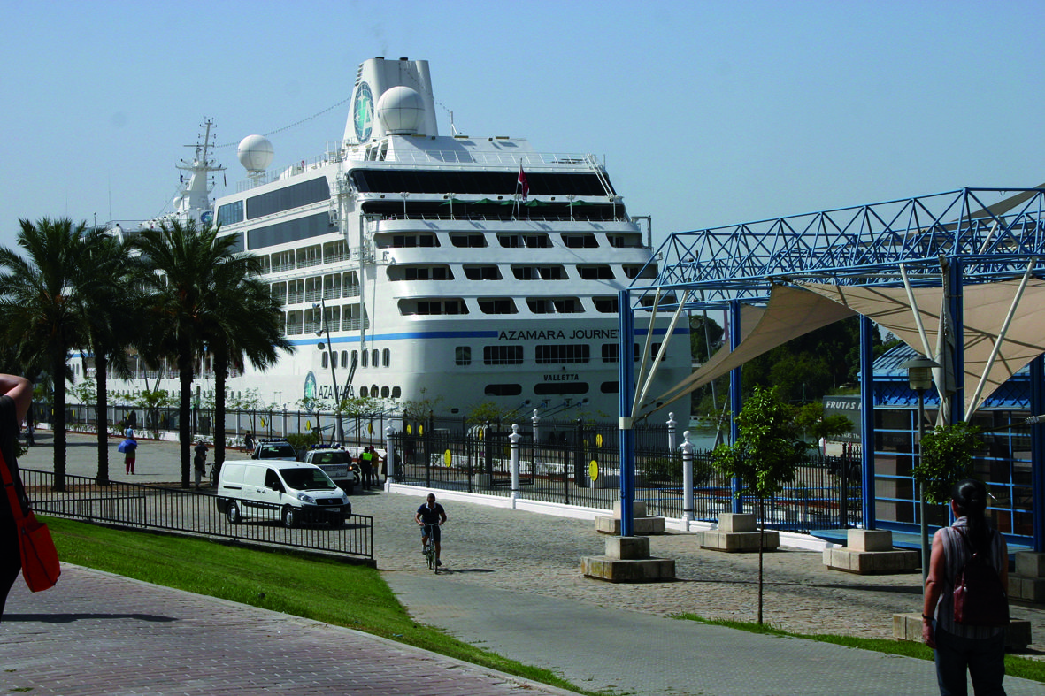 estacion maritima cruceros puerto sevilla