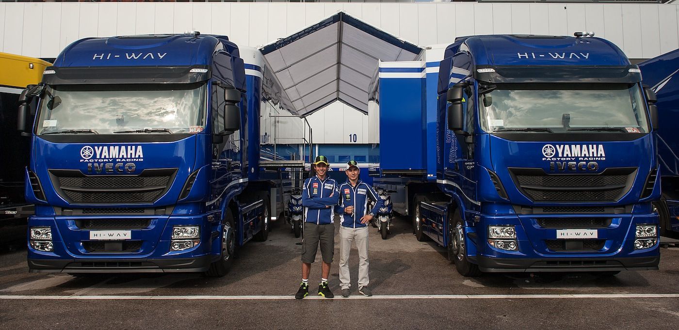 yamaha racing team dorna sports iveco stralis hi-way