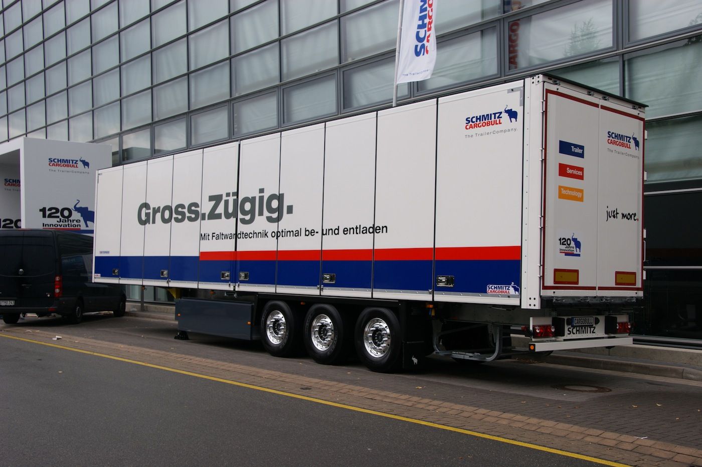 Schmitz Cargobull en la IAA de Hannover