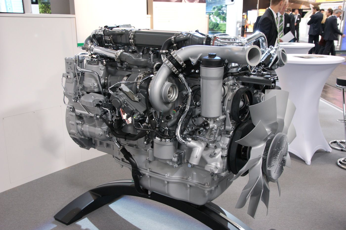 motor Euro 6 de Scania presentado en la IAA de Hannover de 2012