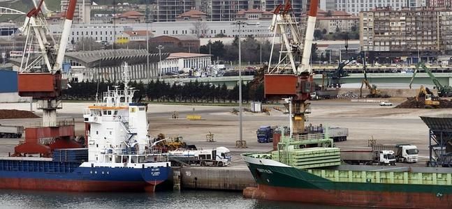 muelles del puerto de Santander