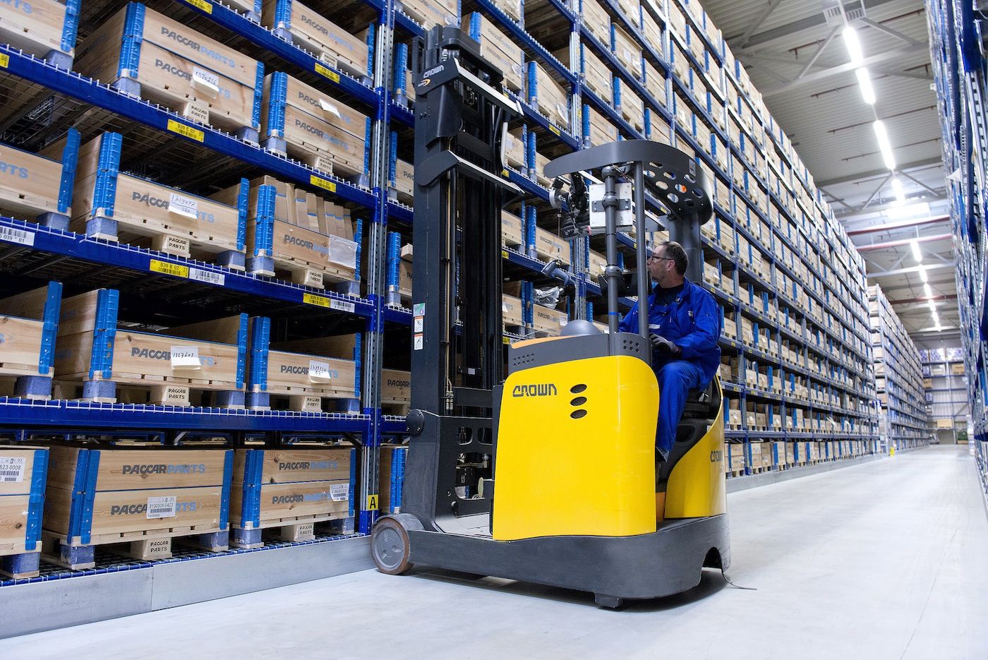 En el centro de Eindhoven se procesan diariamente unas 12.000 lineas En el centro de Eindhoven se procesan diariamente unas 12.000 lineas