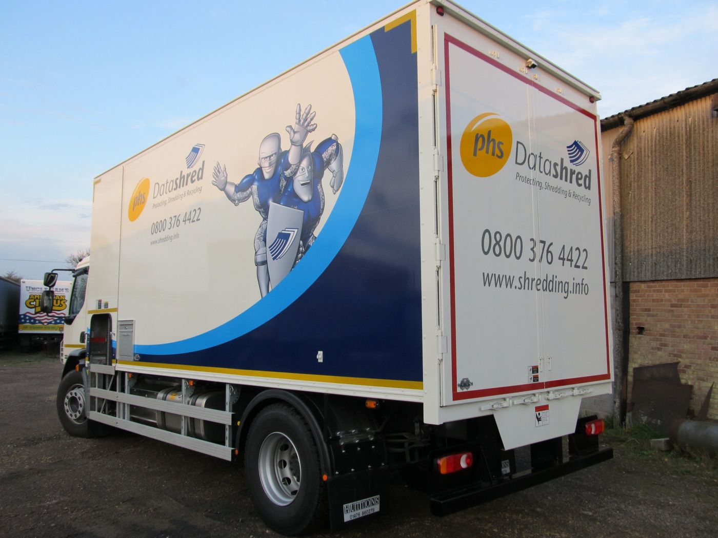 Shred-Tech ha elegido las transmisiones Allison para sus camiones de trituracion de documentos Shred-Tech ha elegido las transmisiones Allison para sus camiones de trituracion de documentos