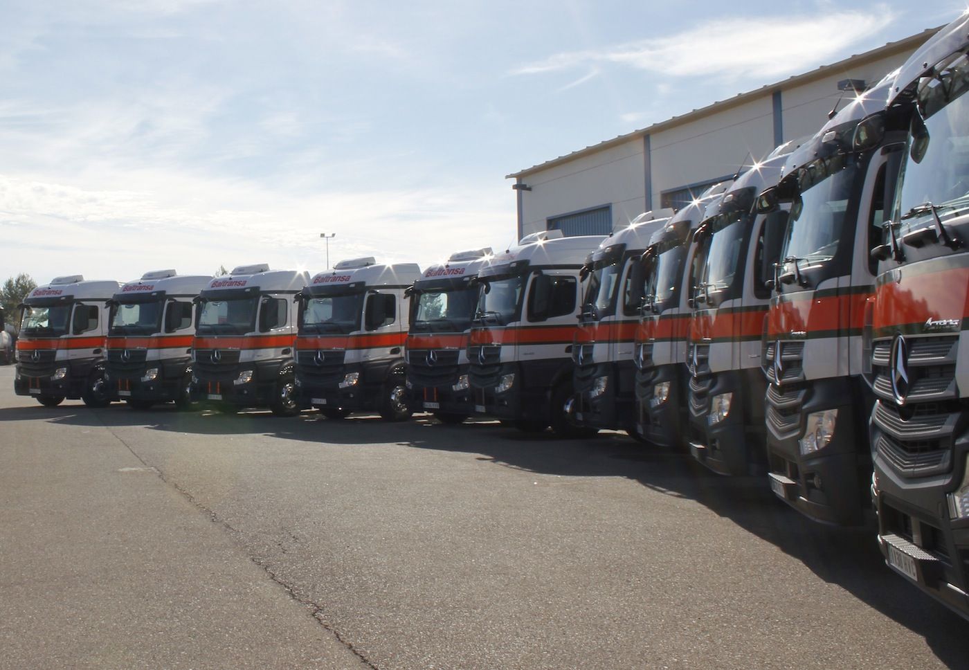 Baltransa renueva con Mercedes Actros