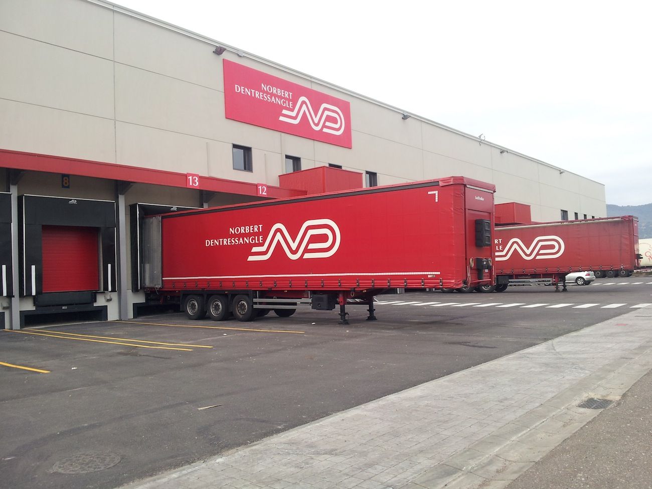 Norbert Dentressangle inaugura una plataforma de distribucion y transporte en Cordoba