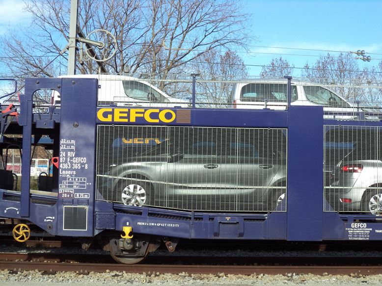 Gefco Espana pone en marcha su unidad de transporte de vehiculos por ferrocarril
