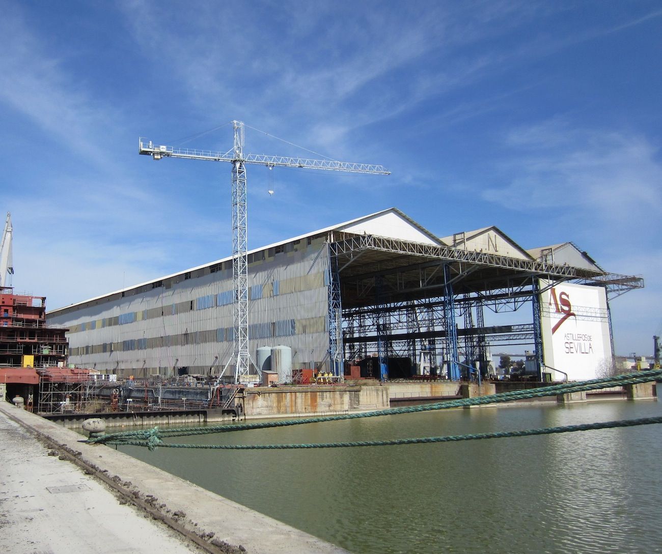 El puerto de Sevilla relanza la actividad industrial en el espacio industrial de los astilleros