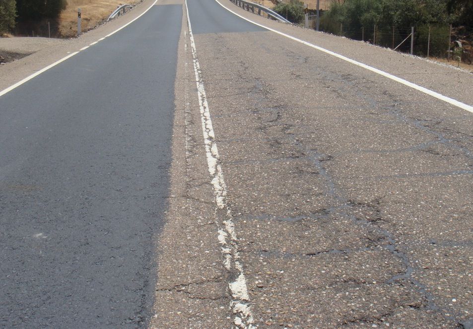las marcas viales necesitan ser repintadas en 39.000km de la Red de Carreteras espanolas