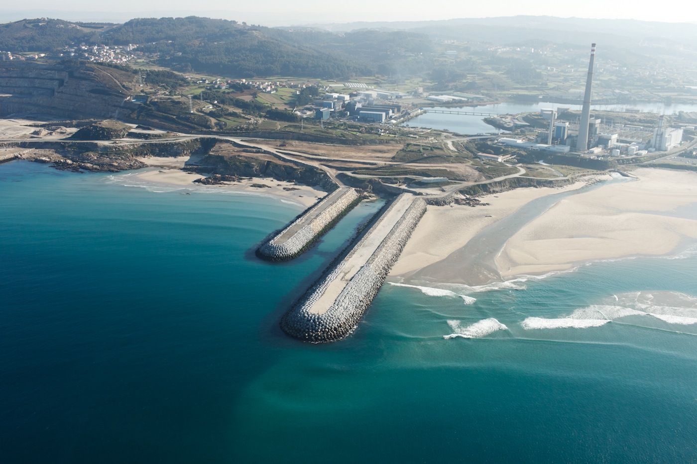 Contradique de Langosteira