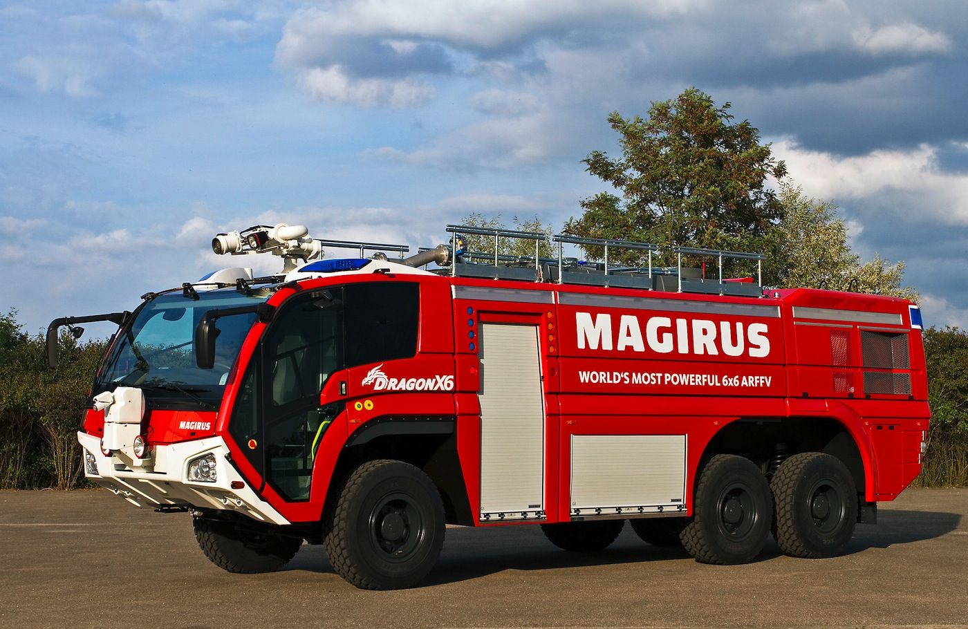 Iveco Magirus suministra a AENA 7 camiones Dragon 6x6
