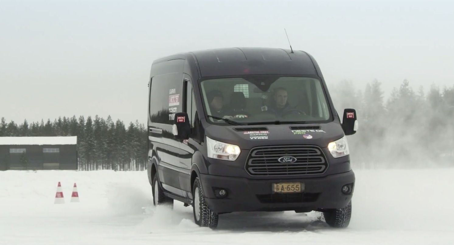 La Transit de Ford ha encabezado nueve categorias en el Arctic Van Test