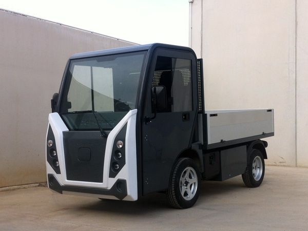 Hispaman aumenta su cartera de prodcutos con el nuevo vehiculo electrico de Comarth