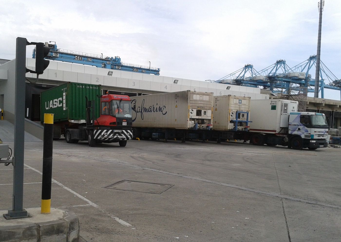 Muelles remodelados ya operativos del puerto de algeciras