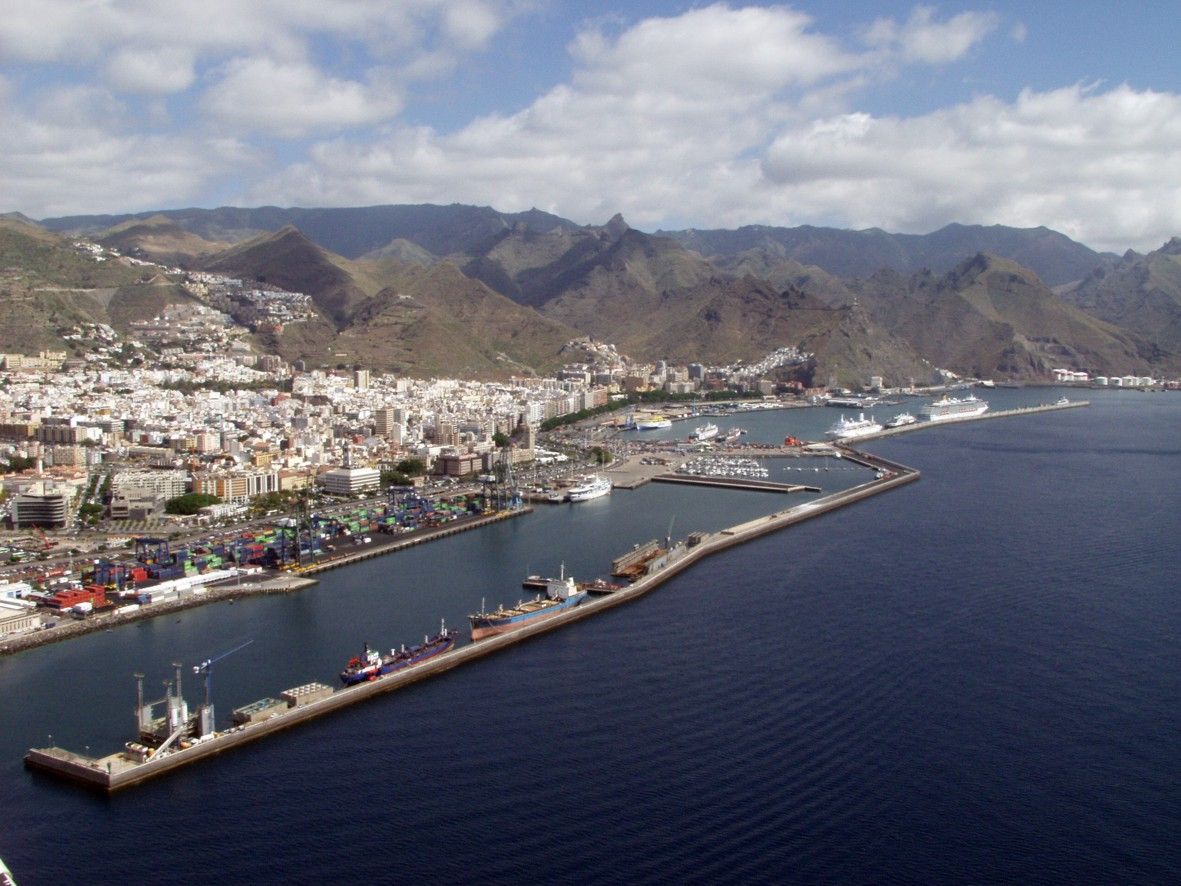 Dársena de Anaga puerto de Santa Cruz de Tenerife