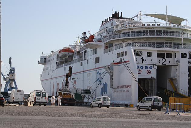 Ferry de Naviera Armas en la linea Motril Melilla