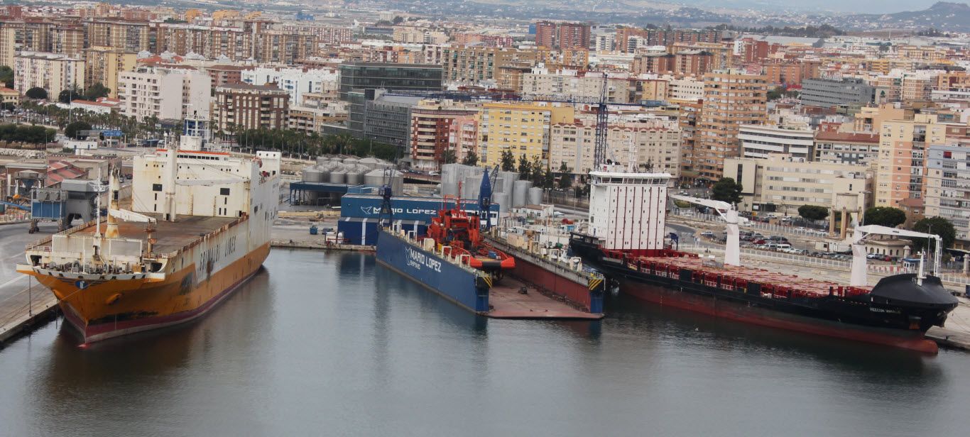 Astilleros Mario López-Cernaval en el puerto de Málaga