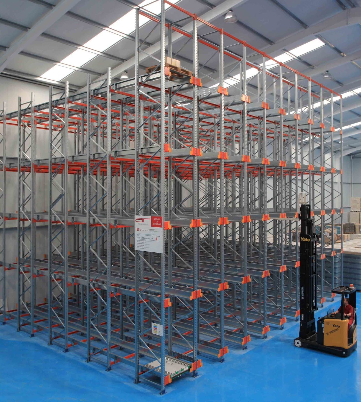 Sistema AR DRIVE para el almacenaje de palets Sistema AR DRIVE para el almacenaje de palets