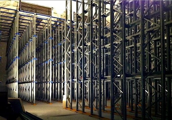 Soluciones de AR Racking para el centro logístico de Dakoro Soluciones de AR Racking para el centro logístico de Dakoro