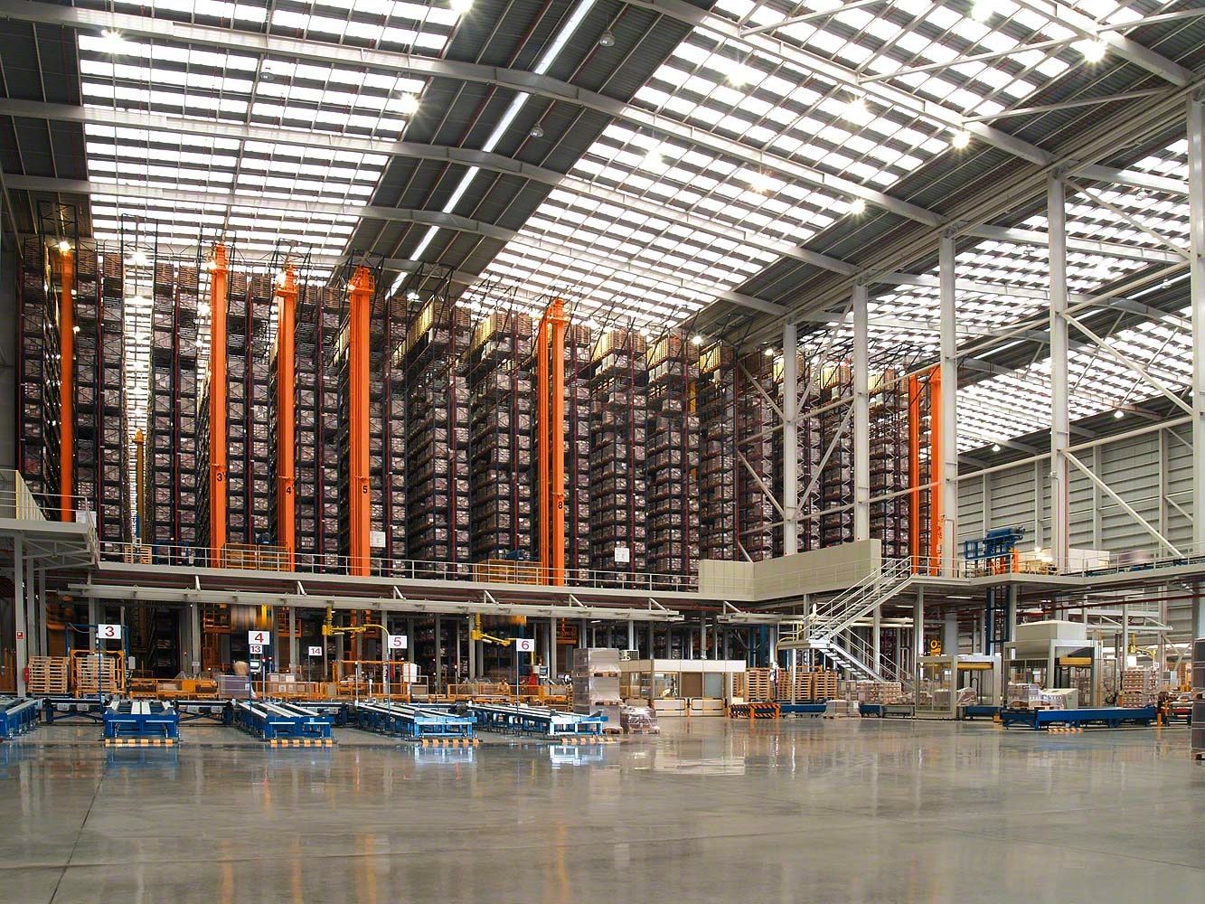 Almacén automático de Porcelanosa en Castellón.