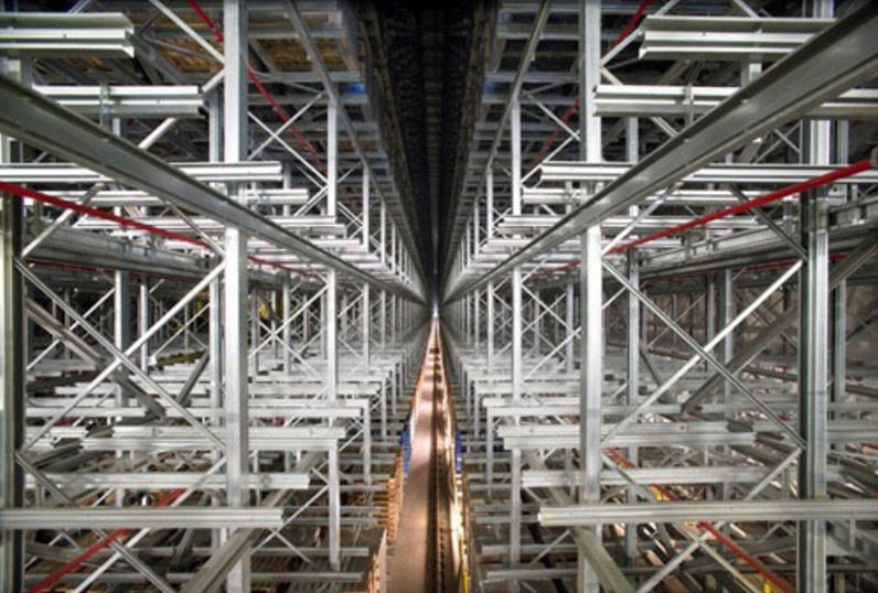 soluciones de almacenaje a gran altura de ssi schaefer