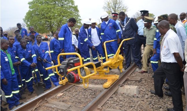 Rehabilitaciñon de infraestructuras de ferrocarril a cargo de Zambia Railways