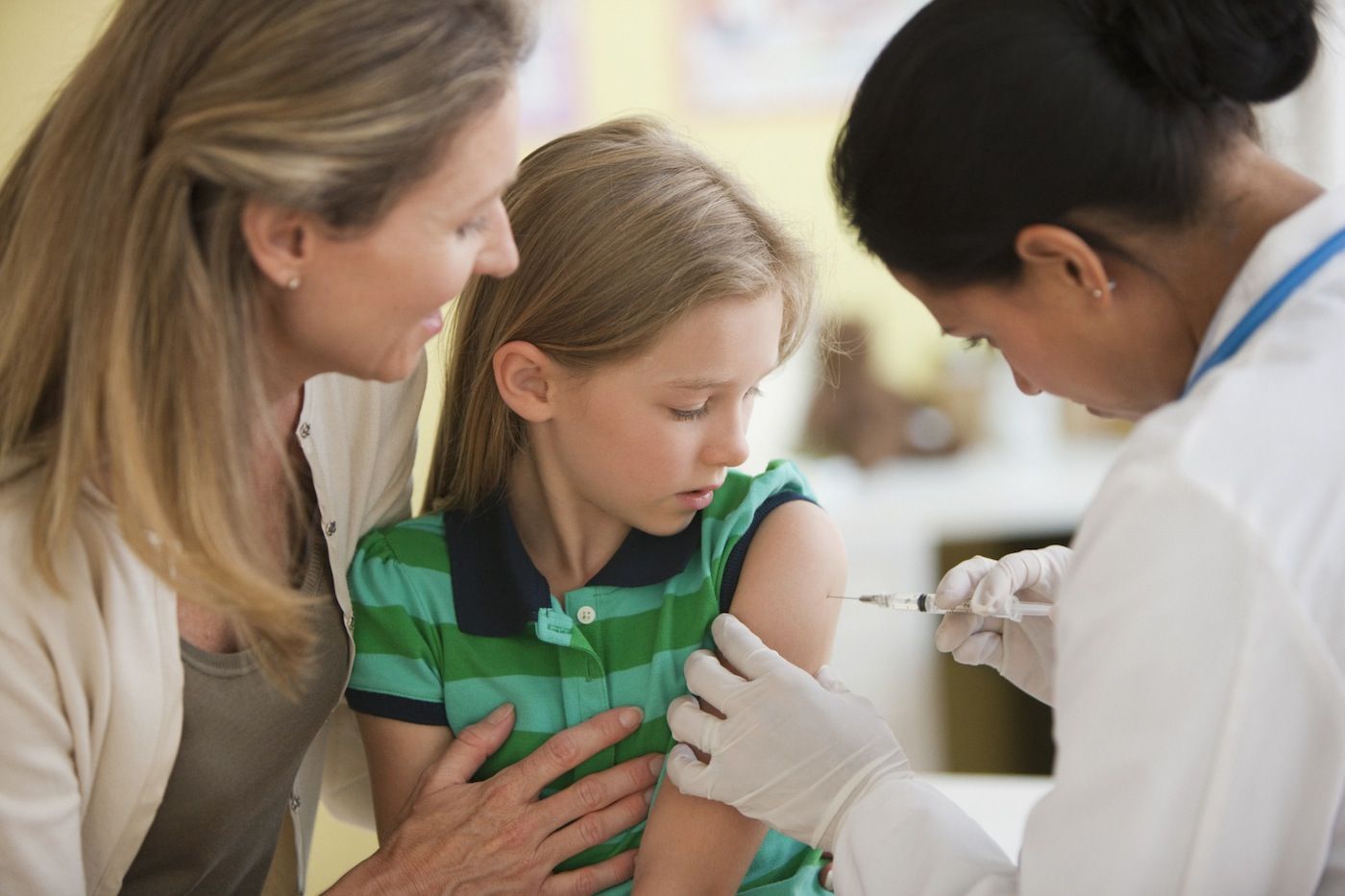DHL Supply Chain distribuira dos millones de vacunas de la gripe en Espana durante la campana 2014-2015
