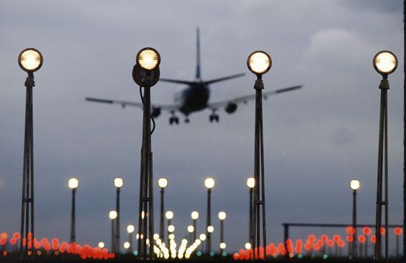Enaire se responsibiliza de la operativa de la red nacional de gestión del tráfico aéreo