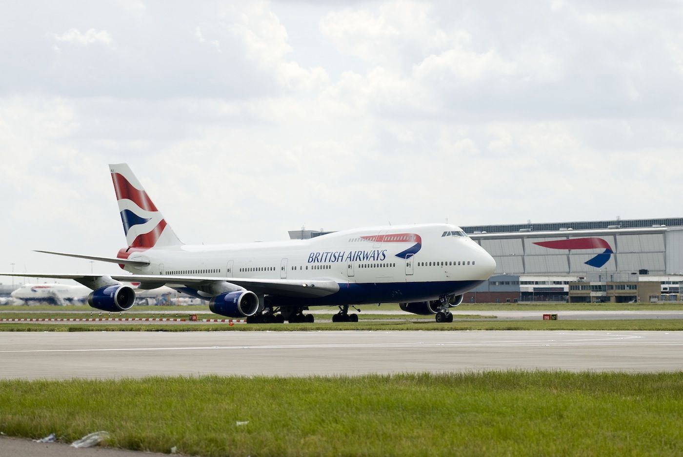 Avion del grupo IAG en el aeropuerto de Heathrow