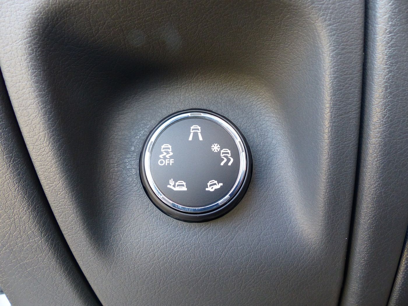 Los vehículos comerciales equiparán de serie el ESP a partir de noviembre de 2014 Los vehículos comerciales equiparán de serie el ESP a partir de noviembre de 2014