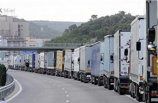 Los transportistas amenazan con un paro nacional en el transporte por carretera a partir del 17 de noviembre