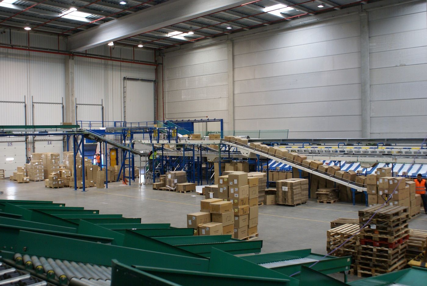 Interior almacen Districenter Zal de Barcelona