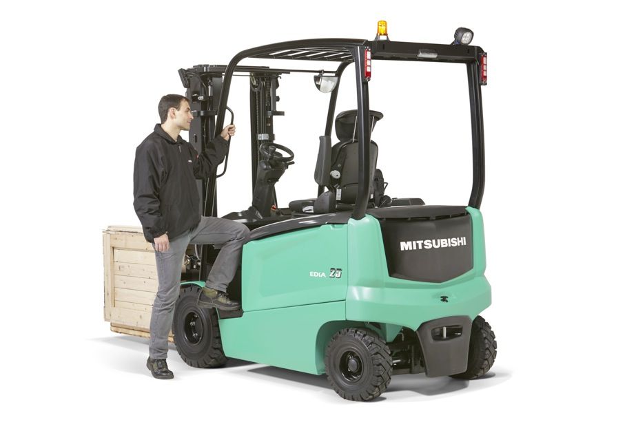 Contrapesada eléctrica Edia EX de Mitsubishi, finalista en los premios 2014 de la Asociación de Carretillas Elevadoras del Reino Unido. Contrapesada eléctrica Edia EX de Mitsubishi, finalista en los premios 2014 de la Asociación de Carretillas Elevadoras del Reino Unido.