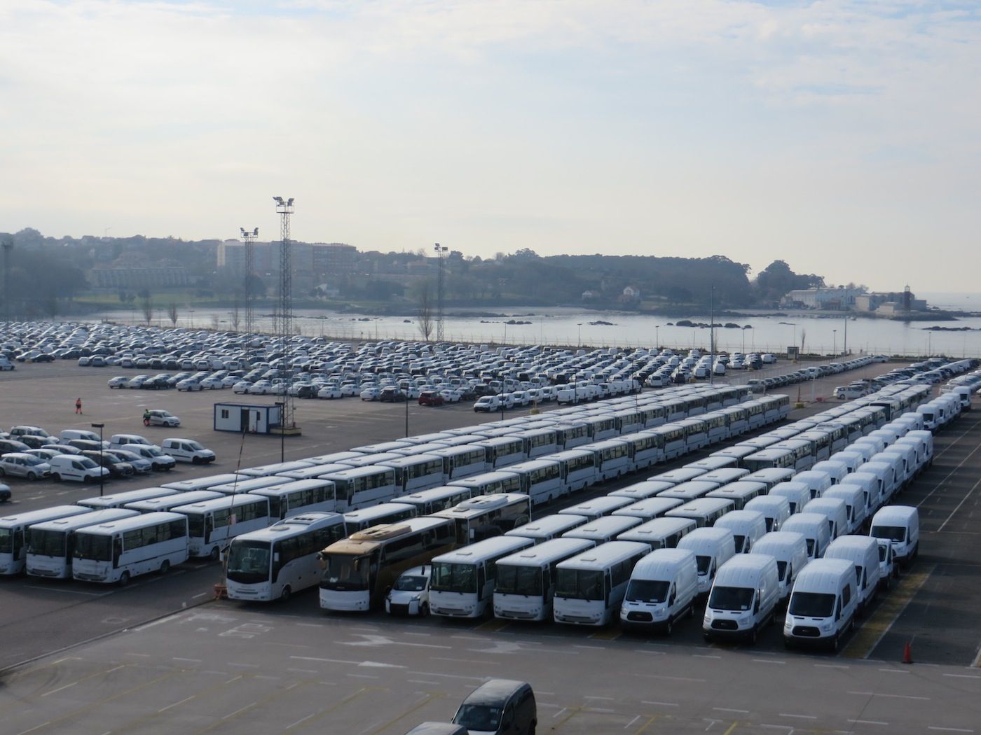 Explanada para el embarque de vehiculos en el puerto de Vigo