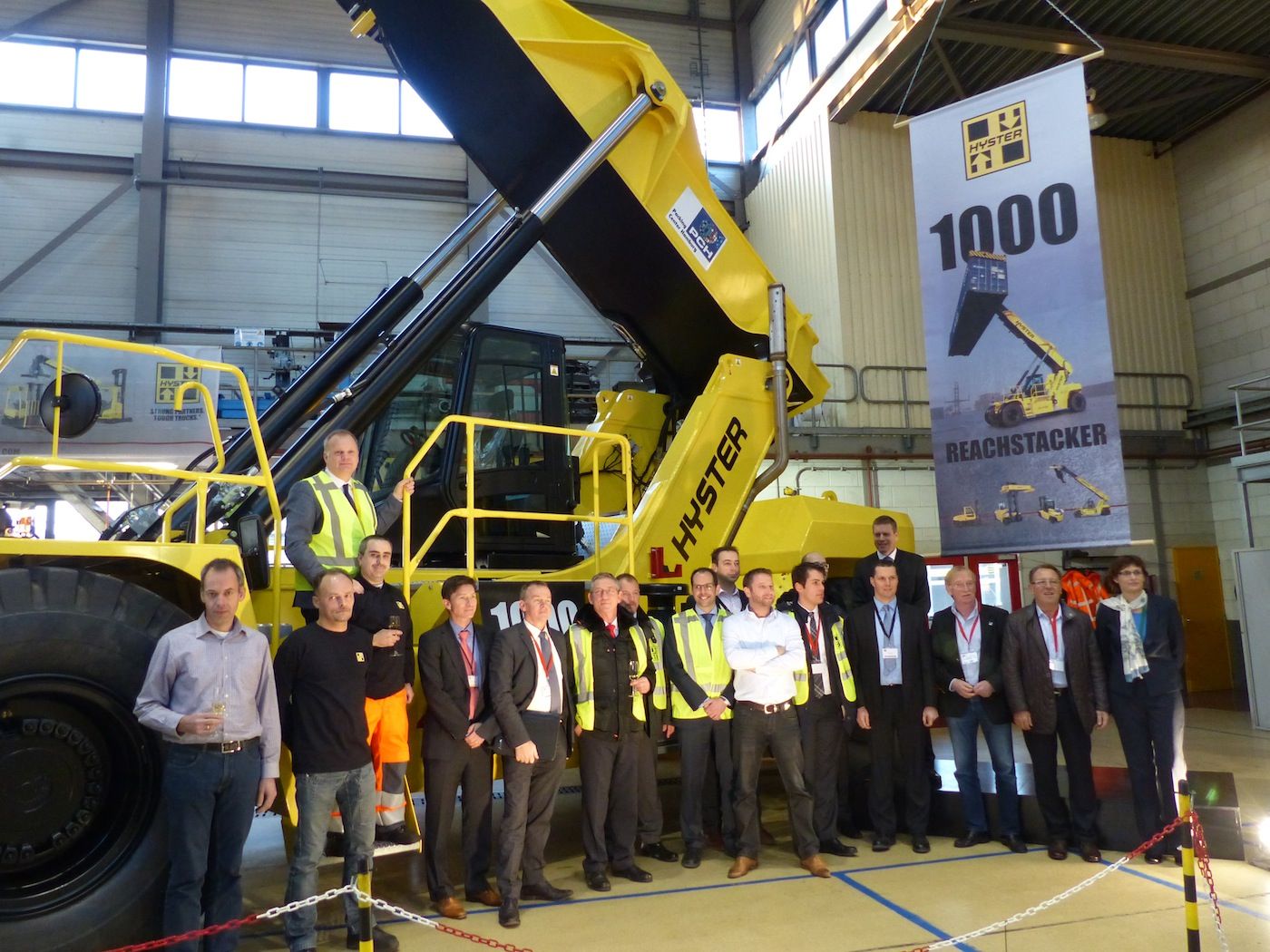 Hyster entrega la ReachStacker numero 1.000