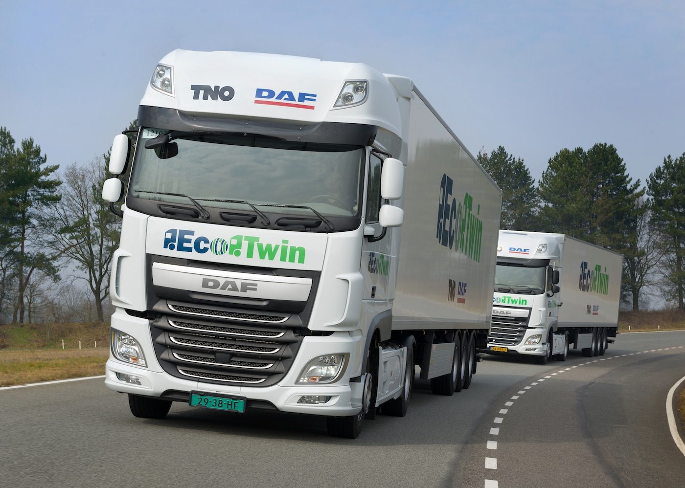 DAF prueba su proyecto 'EcoTwin' en las carreteras holandesas